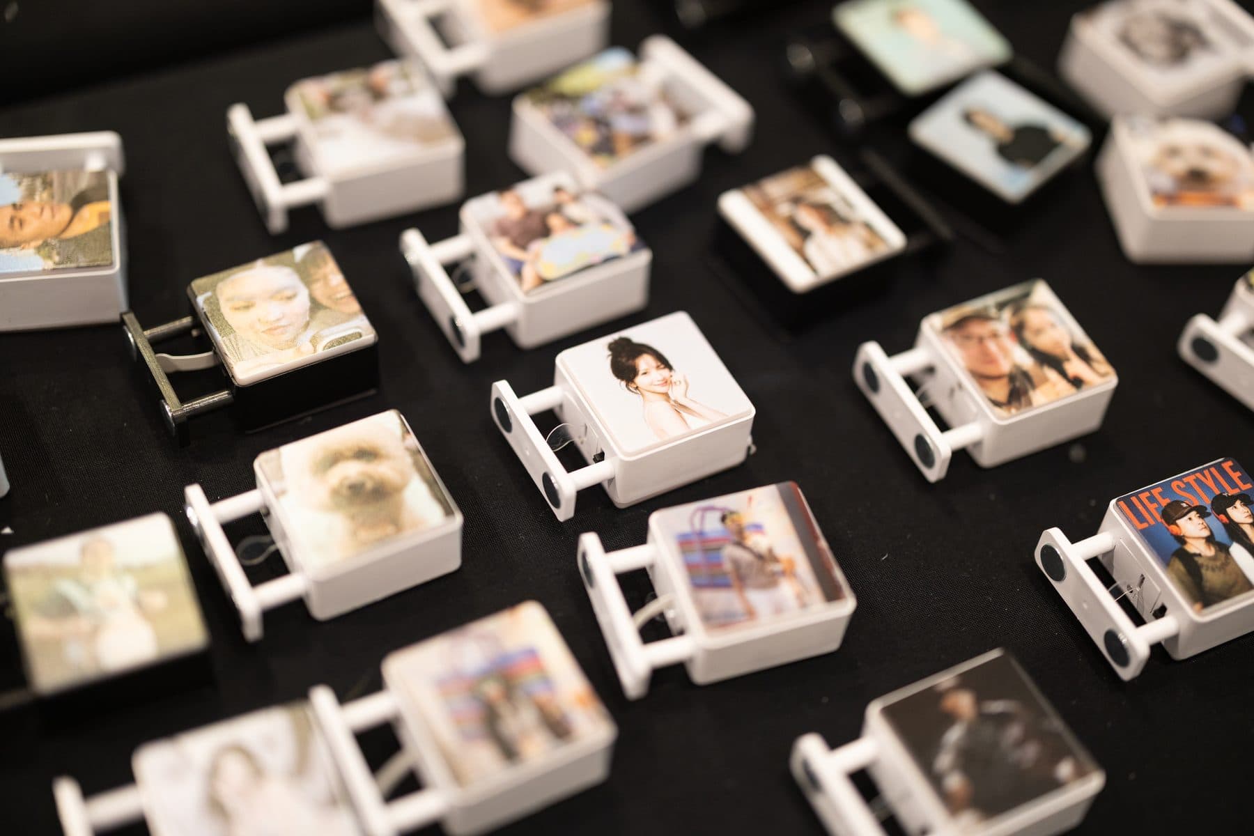 LED Magnetic Photo Lightbox